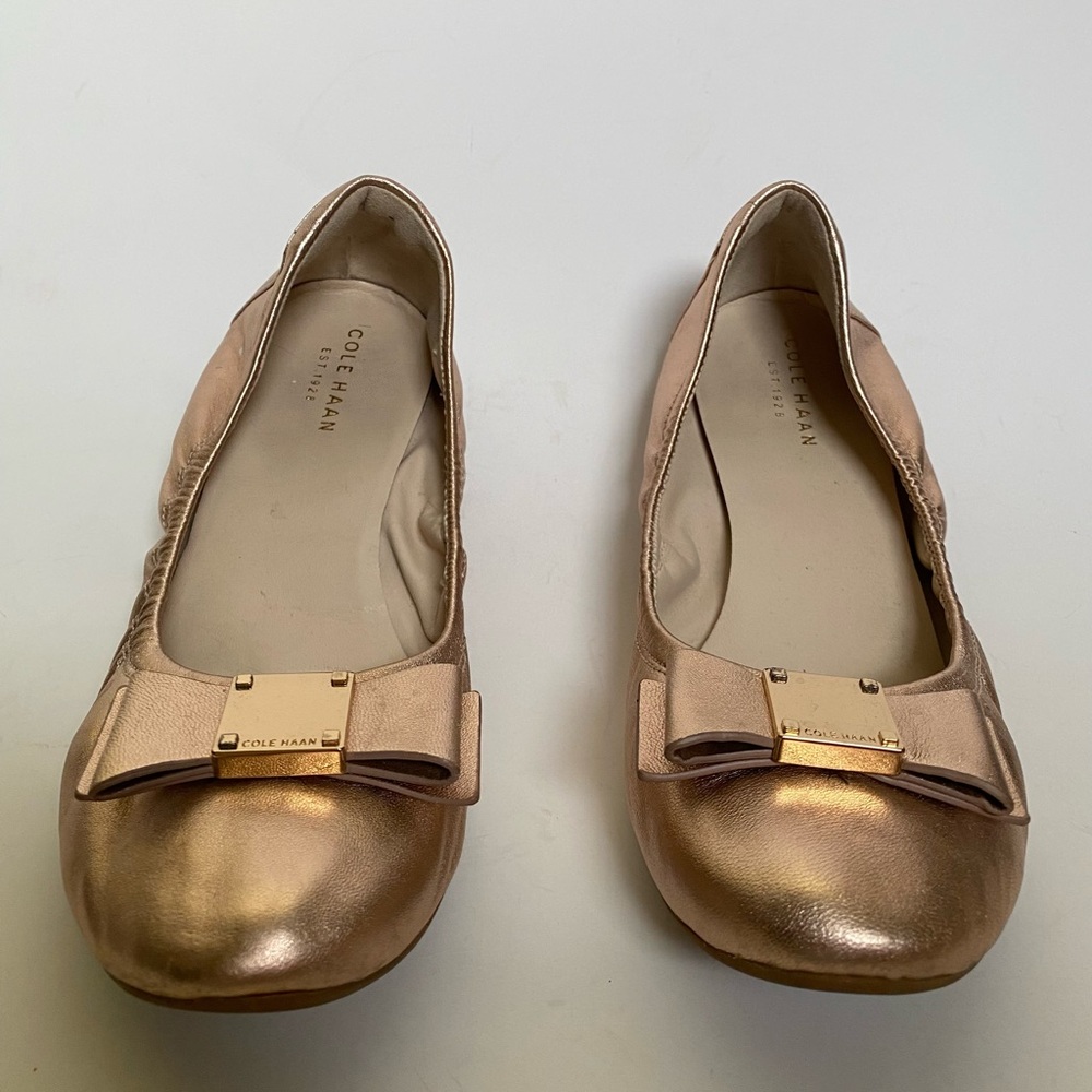 Cole Haan Rose Gold Metallic Ballet Flats Bow Size 7 Coquette Preppy Barbiecore
